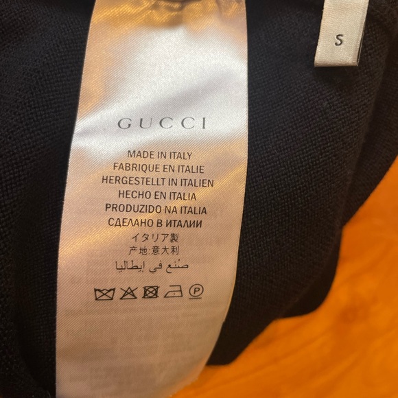 SOLD Gucci Navy Wool Knit Cardigan Size Small - Picture 6 of 10